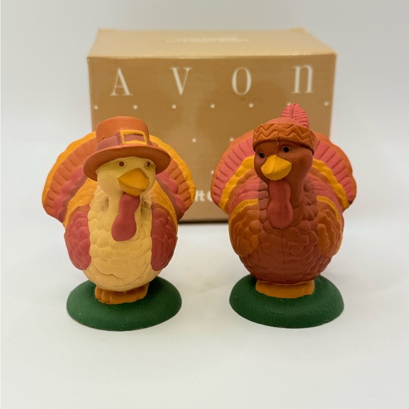 Avon Thanksgiving Turkey Salt & Pepper Shakers Collectable New in Box - Picture 8 of 8